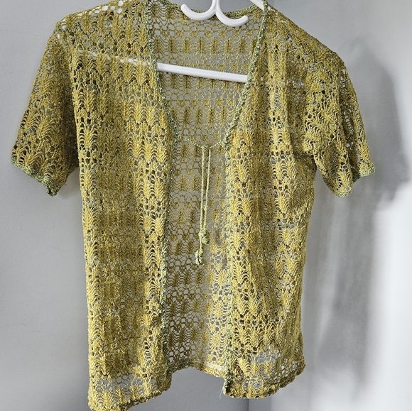 Crochet Lime Green Tie-front beaded short sleeve top - Picture 5 of 7